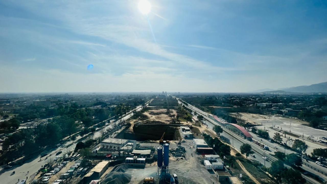 Ferienwohnung Sky Heights Luxury Apart Facing Centaurus Islamabad Exterior foto