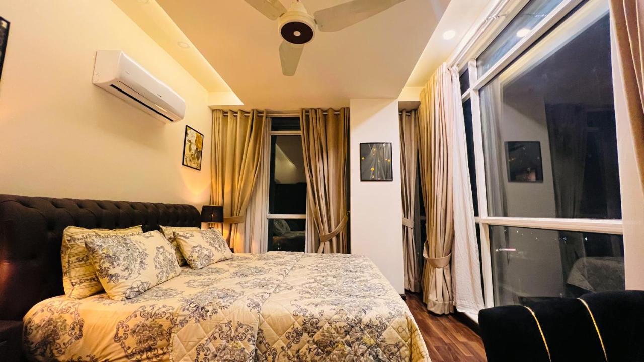 Ferienwohnung Sky Heights Luxury Apart Facing Centaurus Islamabad Exterior foto
