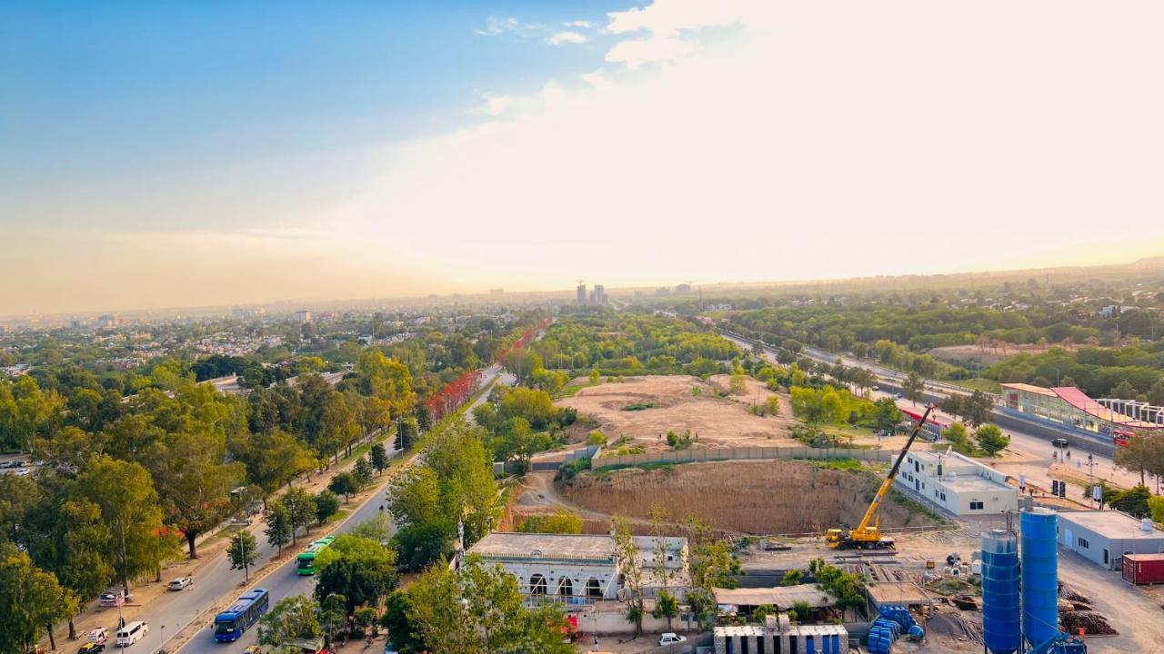 Ferienwohnung Sky Heights Luxury Apart Facing Centaurus Islamabad Exterior foto