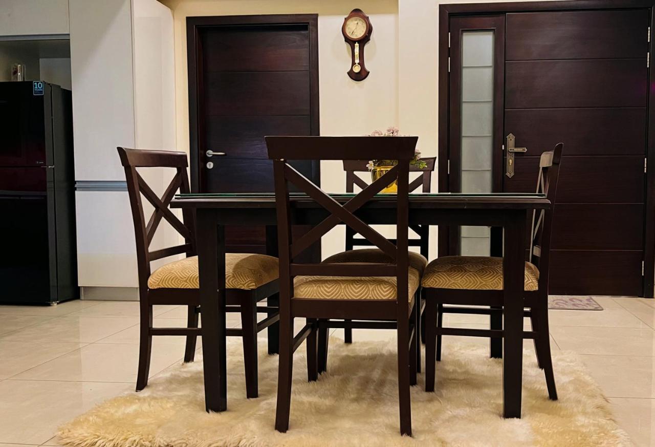 Ferienwohnung Sky Heights Luxury Apart Facing Centaurus Islamabad Exterior foto